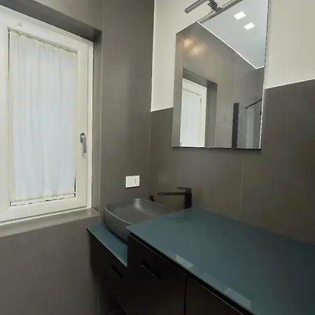 Diamonds House Apartment *